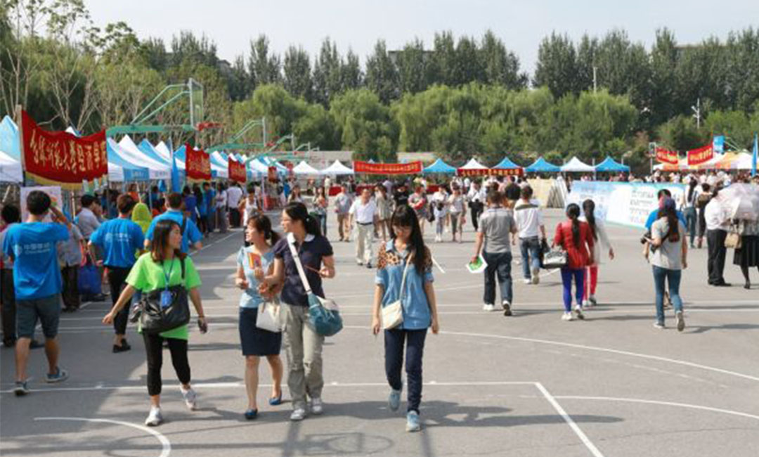 梧州梧州汇华学院新生招商活动策划
